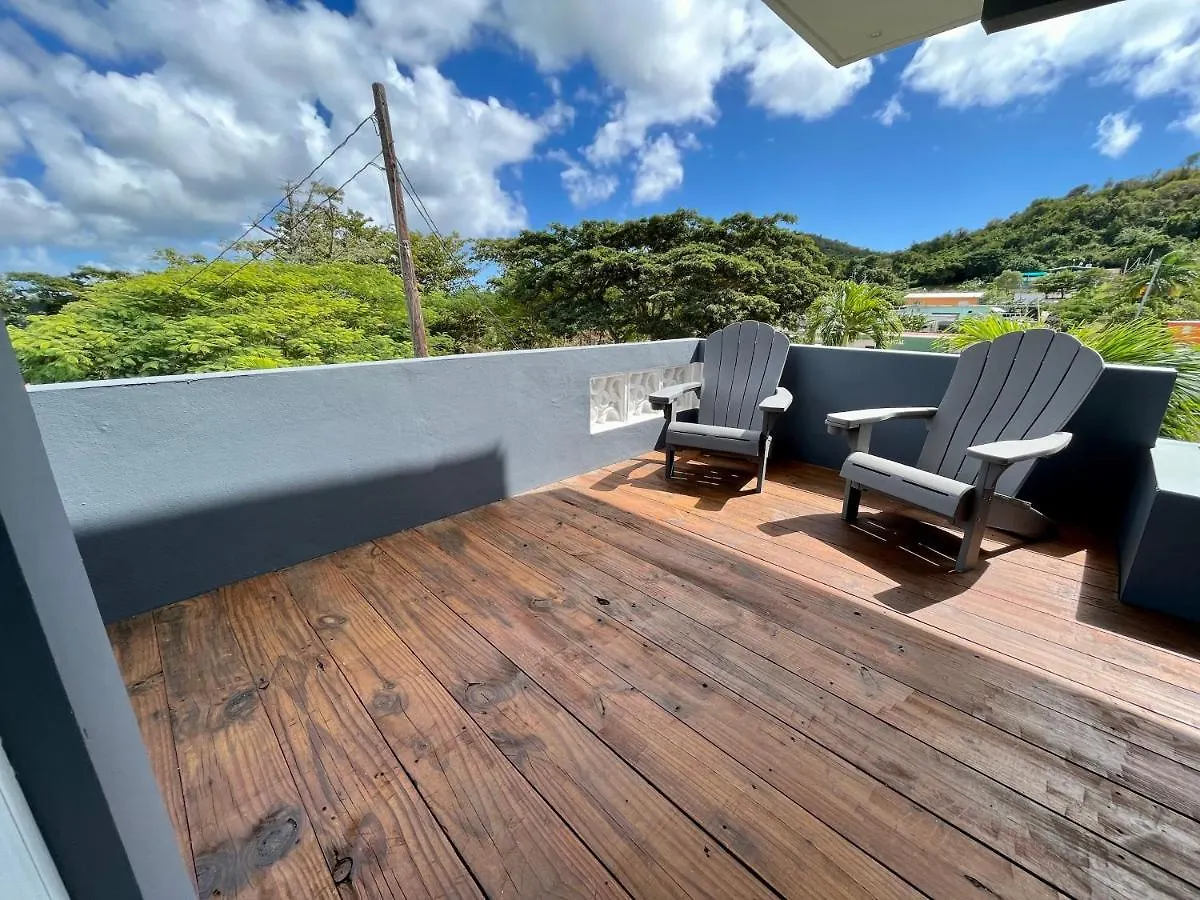 Old Crow Hotel And Suites Vieques