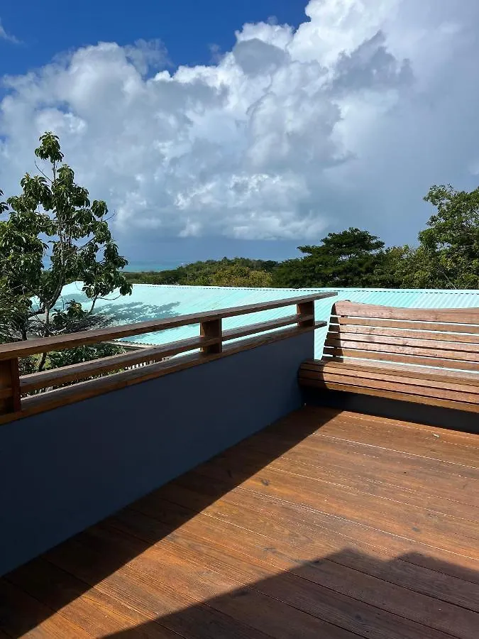 Old Crow Hotel And Suites Vieques