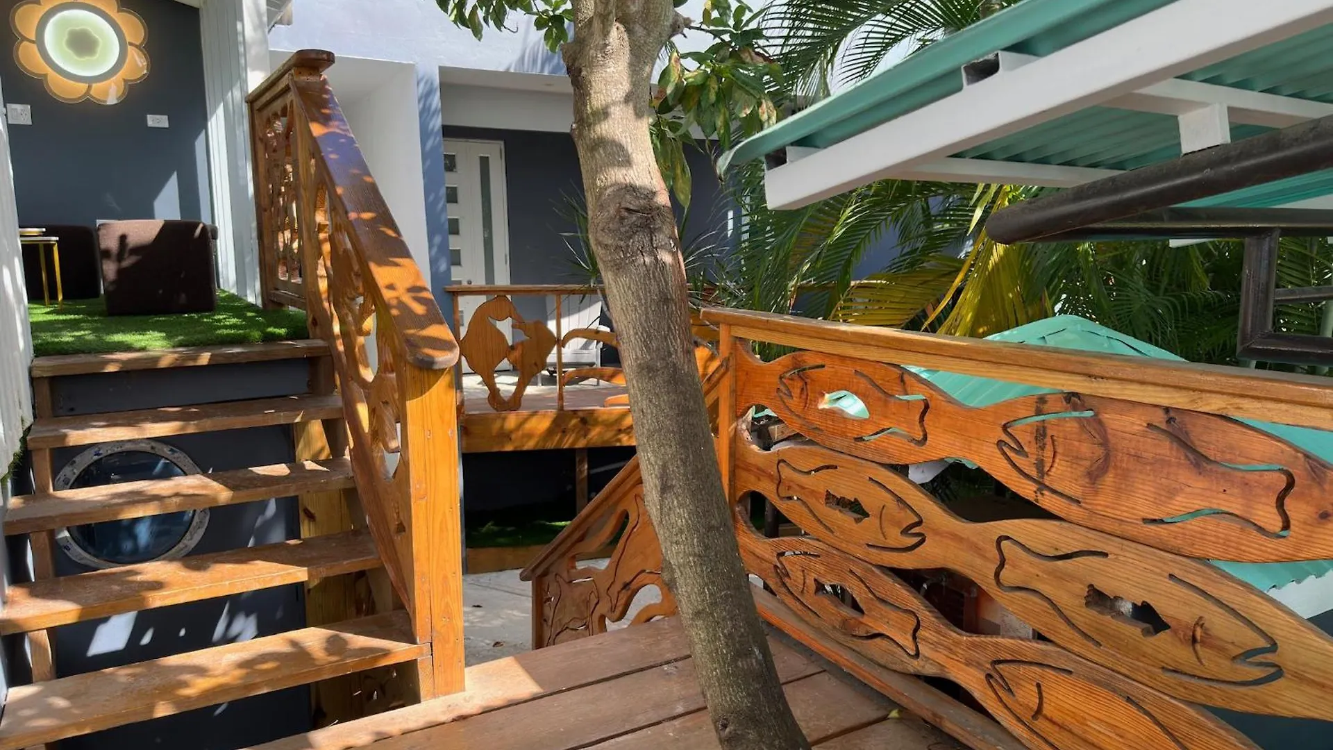 Old Crow Hotel And Suites Vieques